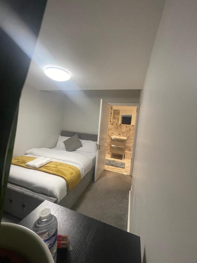 Beautiful En-Suite Bedroom อิปสวิช ภายนอก รูปภาพ